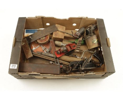A box of tools G 