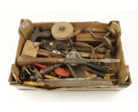 A box of tools G 