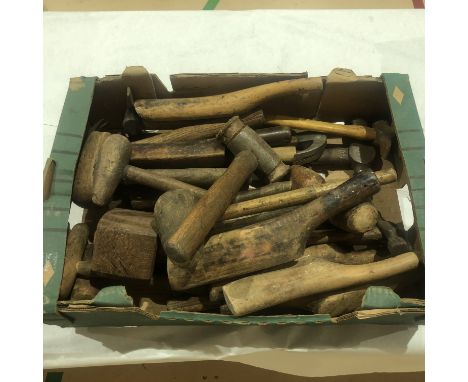 A quantity of plumbers tools G+