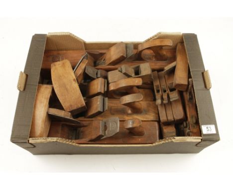 A MATHIESON 22" jack plane, TURNER toothing and compass planes and 12 other planes G+ 