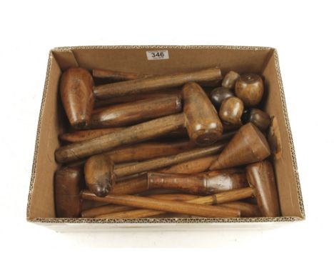Eight boxwood dressing stocks and 14 other plumbers tools G 