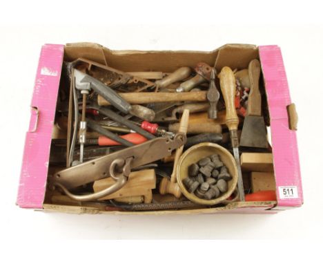A box of tools G 