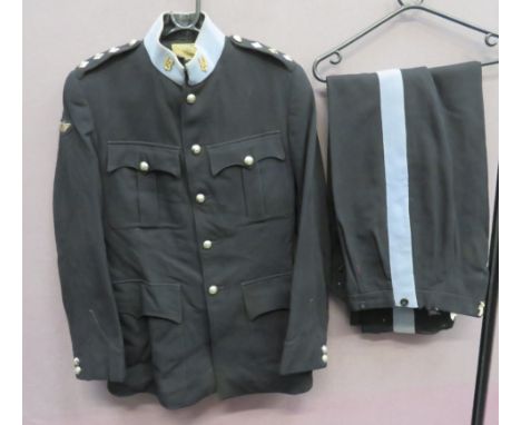 1952 Dated Officer's Special Air Service Patrol Tunic black, single breasted tunic. Light blue, high collar with silvered and