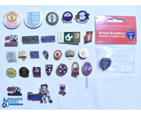 Mixed World Football Club Metal Badges, to include 2003 FIFA USA Hearts, England Manchester Museum, FC United of Manchester L