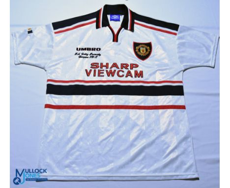 1996-1997 Manchester United FC away football shirt - signed by David Beckham, Teddy Sheringham + three others - Umbro / Sharp