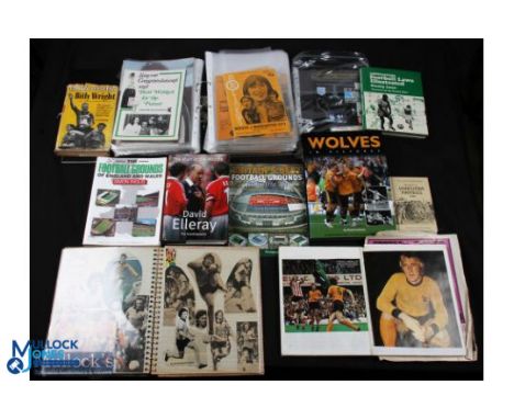 Collection of Wolverhampton Wanderers memorabilia to include home match programmes 1969-1977 (86) to include 1976/77 Manchest