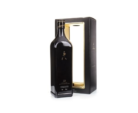 JOHNNIE WALKER BLACK LABEL AGED 12 YEARS ANNIVERSARY EDITION Blended Scotch Whisky 750ml, 40% volume, in card casing.