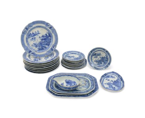 18th century Chinese Export blue and white part dinner service, comprising four soup bowls, four tea plates, sauceboat and st