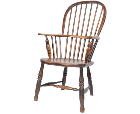 An antique early 19th Century Georgian English Country Farmhouse&nbsp;Windsor armchair / elbow chair&nbsp;of yew, elm and bee