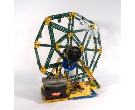 A 1950's Meccano shop display model in the form of a fairground ferris wheel,h. 44 cm,w. 39 cm   CONDITION REPORT:  Completen