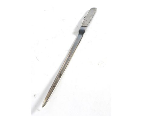 A silver letter opener having an engine turned penknife handle, S J Rose & Son, London 1964, l. 23.5 cm   CONDITION REPORT:  