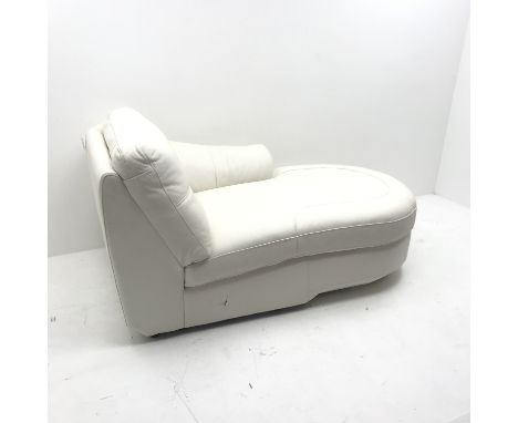 Chaise longue sofa upholstered in white leather, W95cm, H90cm, L175cm Condition Report Click here for further images, conditi