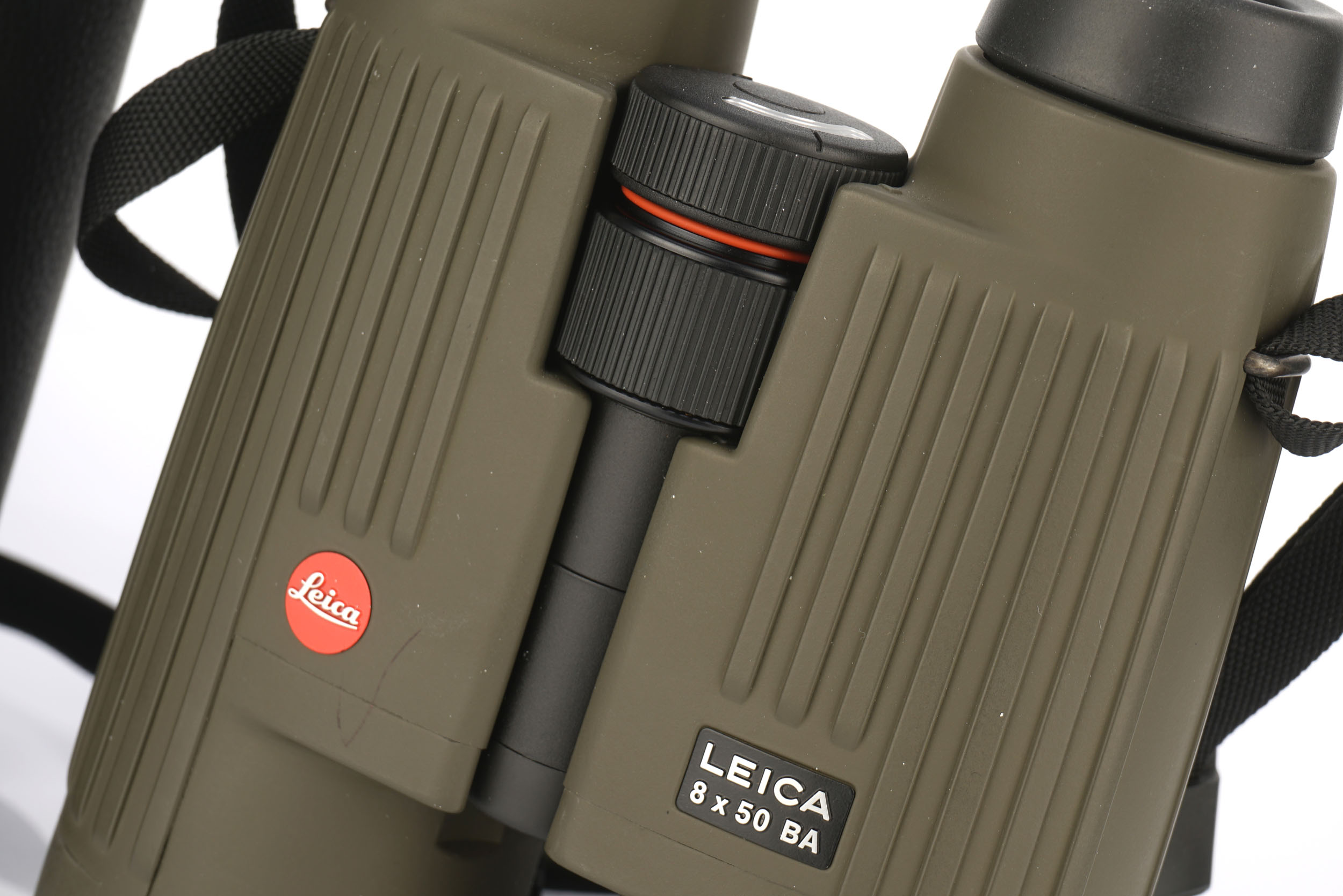 A Pair of Leica 8x50 BA Binoculars, olive, serial no. 1071888, body, VG