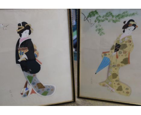 Pair of framed Japanese portrait artworks on silk (39.5cm x 47cm) 