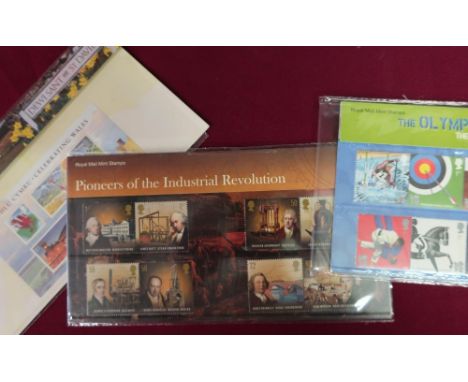 Large selection of various First Day Covers, Special Issue Presentation Packs and other stamps in one box (100+)