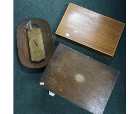 Circa 1930s oak table top cutlery box, another similar cutlery case, a set of Class II Slaters Improved Circular Sprung Balan