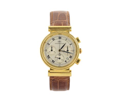 IWC, Schaffhausen, case No. 2466666, 18K yellow gold quartz chronograph wristwatch with date. Made in the 1990's. Case: two b