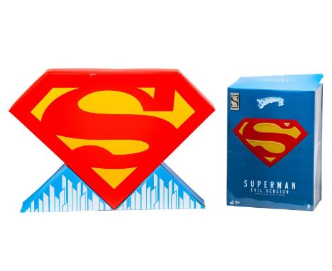 A Hot Toys 'Superman The Movie' 1:6 scale figure, in original box and with outer shipping carton, previously displayed but in