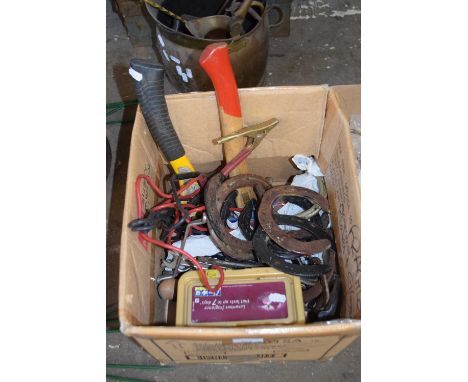 Quantity of assorted items to include garden tools, jump leads, horse shoes and other items