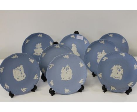 A selection of Wedgewood Jasperware Xmas plates (1996-2003) boxed 