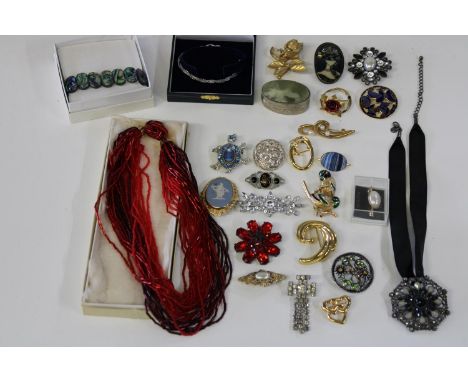 A shelf full of costume jewellery 