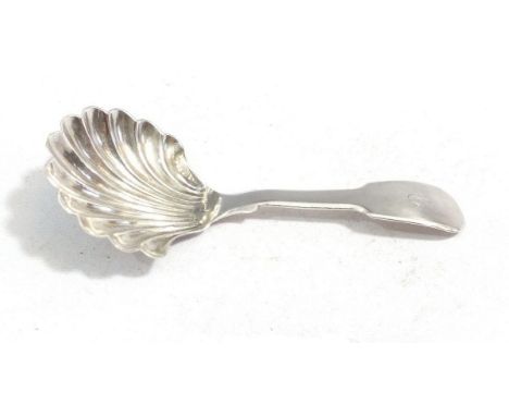 A silver Georgian shell form caddy spoon 