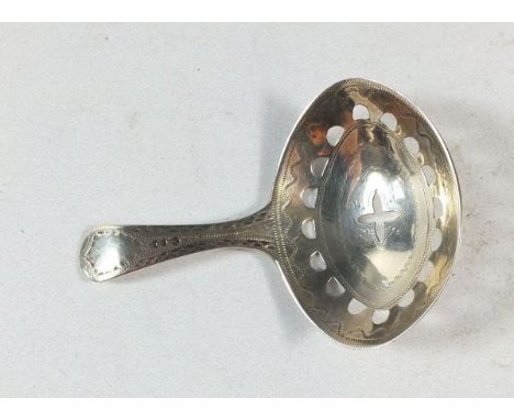 A Georgian silver bright cut engraved caddy spoon with pierced bowl, London 1797, 6.5g 