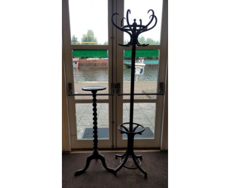 An Edwardian bentwood coat stand, H197cm, together with an oak jardinière/plant stand, turned column on tripod base, 102cm ta