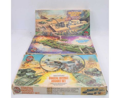 Airfix HO Scale boxed Assualt Set Group, 3 examples all housed in original packaging, to include No.51651 Pontoon Bridge Assa