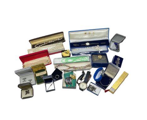 ***RE-OFFER IN 26TH JULY SALE AT &pound;30-&pound;50 DISCRETIONARY RESERVE OR CUSTOMER TO ARRANGE COLLECTION ***

Collection 