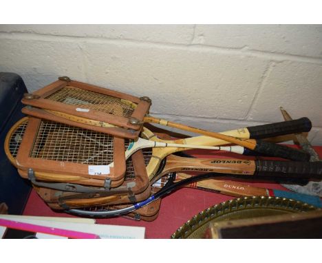 Mixed Lot: Assorted vintage tennis and badminton rackets