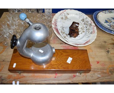 Wooden case for a carving set together with a vintage Atomic expresso coffee maker (2)