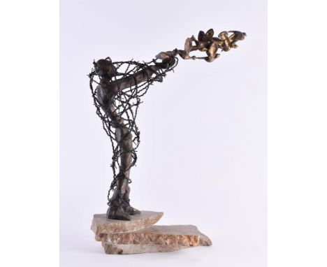 Tadeusz FOLTYN (1936-2019) "ohne Titel - Friedenstauben"Skulptur - Bronze, Gesamthöhe ca. 60 cm,seitlich auf der Plinthe sign