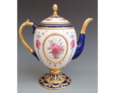 House of Fabergé, hand decorated and gilded pedestal Imperial teapot, H23cm&nbsp;