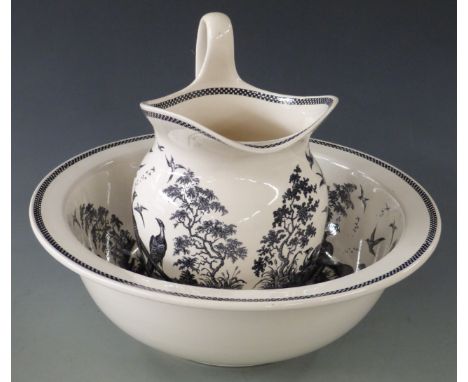 Wedgwood creamware jug and basin decorated with golden pheasants and exotic birds, height 28, diameter 40cm.&nbsp;