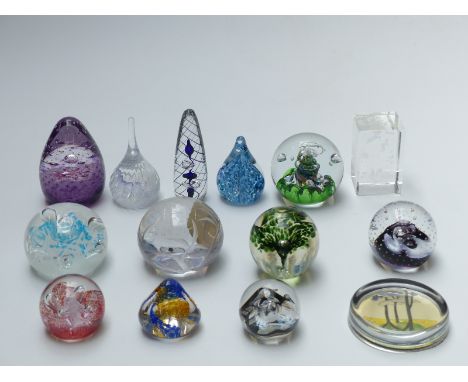Fourteen paperweights including Caithness, Ruth Brinkman, Langham etc, some with certificates of authenticity.&nbsp;