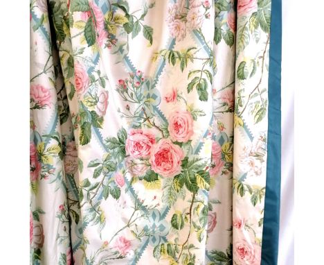 Pair of glazed cotton chintz interlined curtains with matching pelmet, each curtain measures 220 cm wide x 190 cm drop, in us