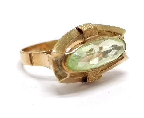 Foreign marked gold (touch tests as 18ct) ring set with green stone - size N½ &amp; 4.7g total weight 