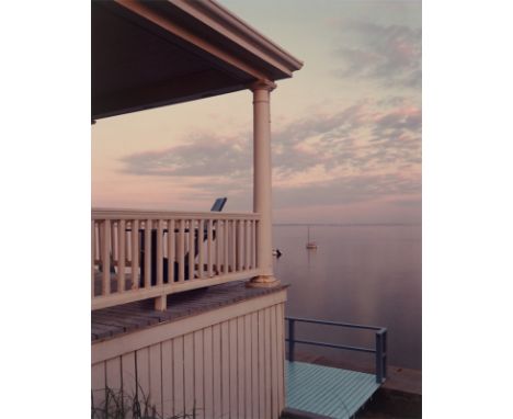 Joel Meyerowitz (New York 1938 – lebt in New York und Italien). „Porch Series Provincetown“. 1977Vintage. C-Print. Kodak-Papi