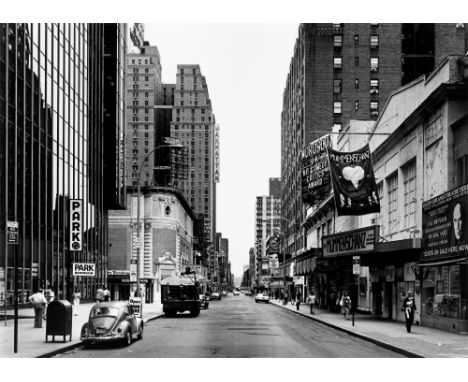 (See English version below)Thomas Struth (Geldern 1954 – lebt in Berlin). „West 44th Street New York“. 1978Silbergelatineabzu