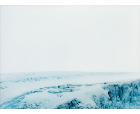 (See English version below)Axel Hütte (Essen 1951 – lebt in Düsseldorf). „Folgefonnbreen“, Norway, aus der Serie „North South