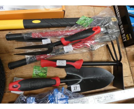 New heavy duty garden hand fork, trowel, hoe and a set of 18" bolt cutters