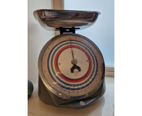 Vintage Avery Berkel Coin Banking Scales