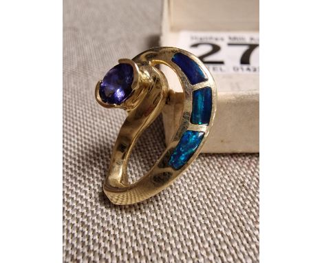 14ct Gold, Blue Tanzanite and Opal Pendant, 4.65g