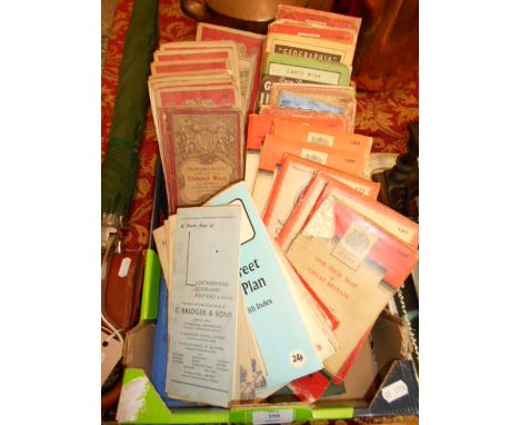 A quantity of vintage maps to include Ordnance Survey Ludlow, Maidstone. Tunbridge Wells, Plymouth, Land's End etc, of varyin