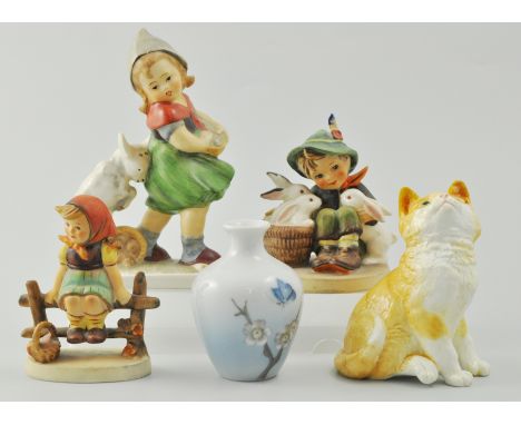 Hummel pottery figure, Just Resting, height 10cm, another Playmates, Friedel pottery figure of a girl with a goat, Royal Worc