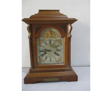 Oak chiming bracket clock with silvered dial A/F