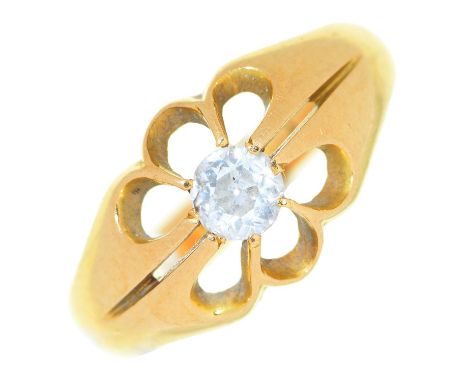 A diamond ring, in 18ct gold, marks rubbed, 4.8, size O ConditionWear consistent with age