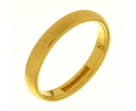 A 22ct gold wedding ring, Birmingham 1960, 5.6g, size L ConditionGood condition