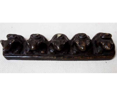 A Chinese carved jade/hardstone Paperweight as five seated frogs, 15.5cm long 